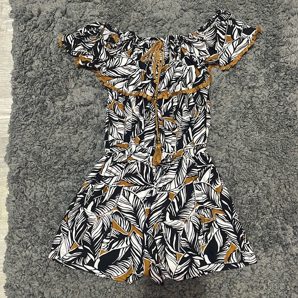 Brand new romper never worn
